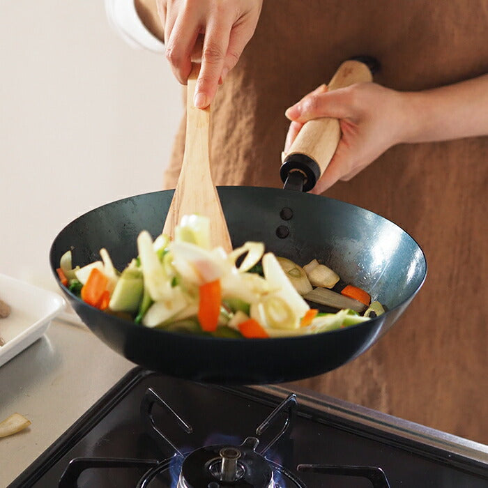 FUJITA KINZOKU 5/31 Lightweight Frying Pan, Collab with "FemTech and BEYOND" Fe: project (Supplementing Iron for Modern Women)